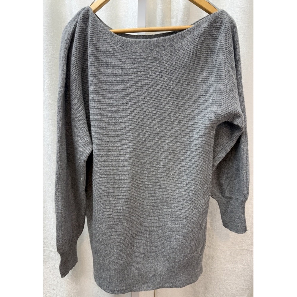 Theory One Shoulder Gray Knit Sweater 100% Merino Wool Knit Long Sleeve Size M